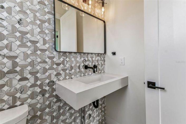 Image No.29-4 Bed Property for sale