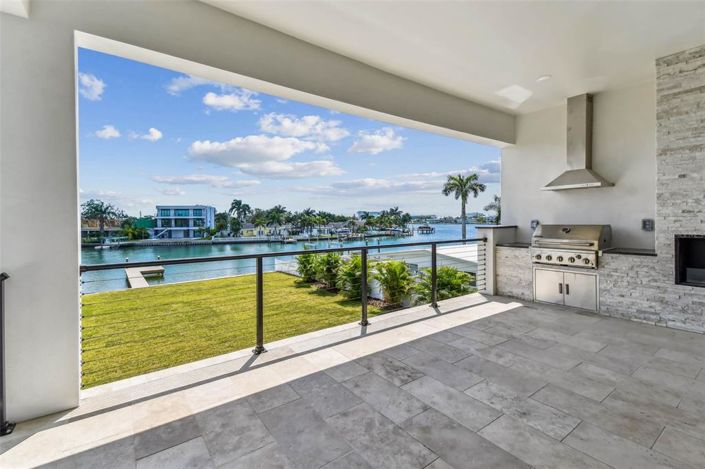 Image No.48-4 Bed Property for sale