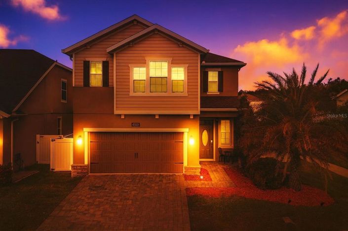 Image No.1-4 Bed Property for sale