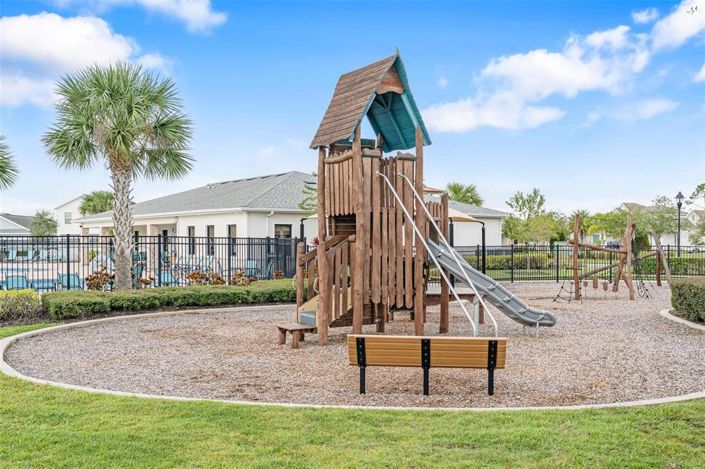 Image No.50-4 Bed Property for sale