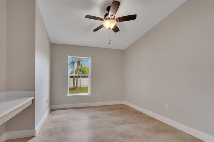 Image No.15-3 Bed Property for sale