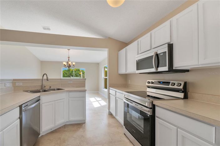 Image No.9-3 Bed Property for sale