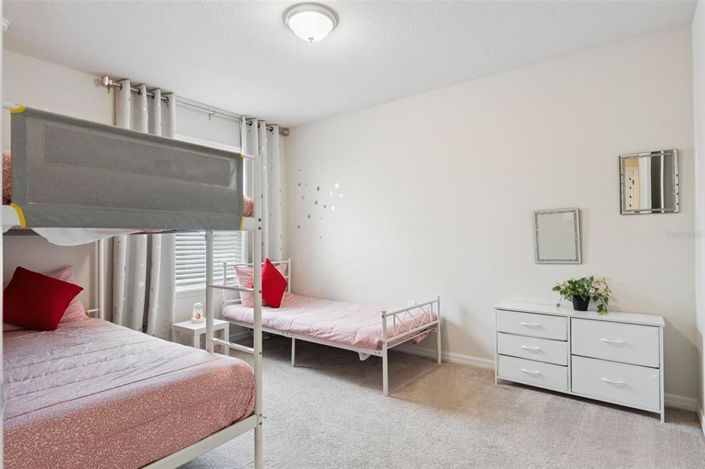 Image No.30-7 Bed Property for sale