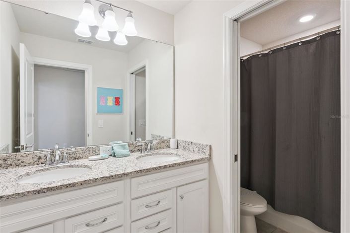 Image No.36-7 Bed Property for sale