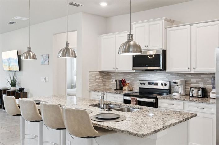 Image No.9-7 Bed Property for sale