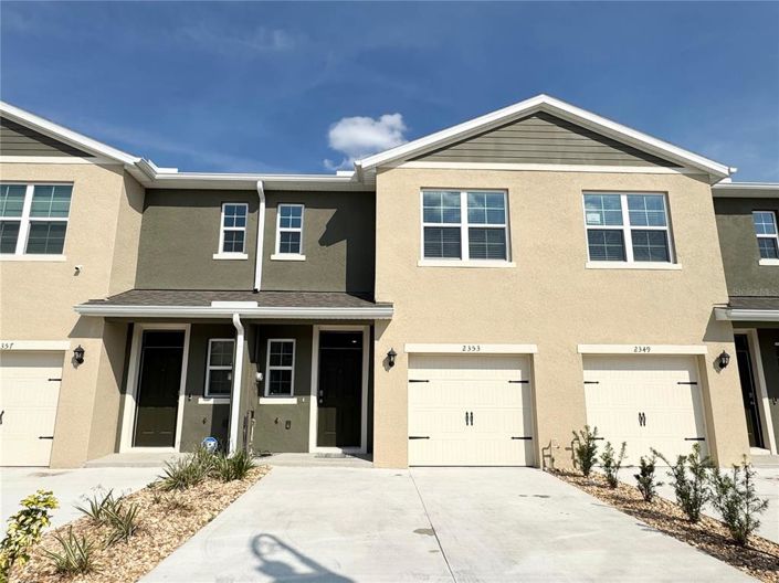 Image No.25-3 Bed Townhouse for sale