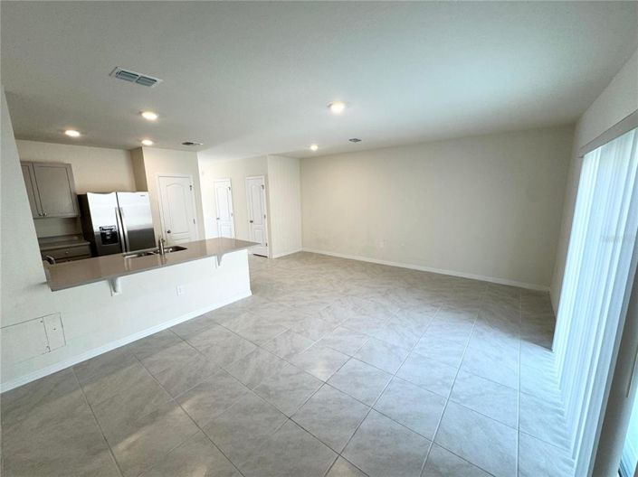 Image No.6-3 Bed Townhouse for sale