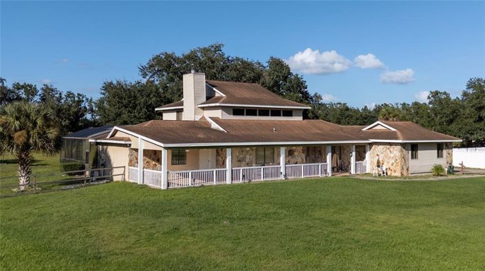 Image No.17-4 Bed Property for sale