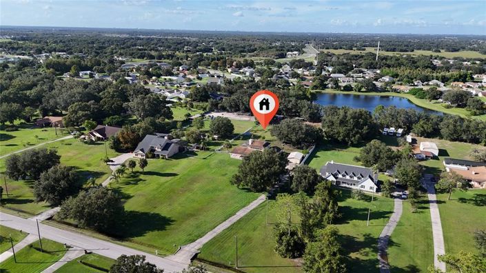 Image No.4-4 Bed Property for sale