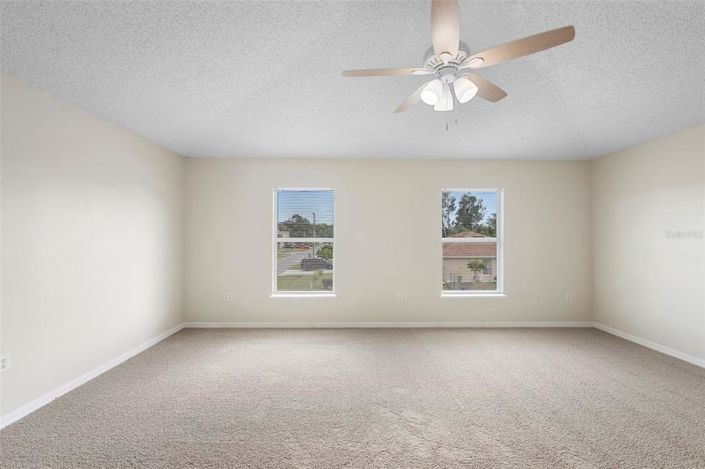 Image No.22-5 Bed Property for sale