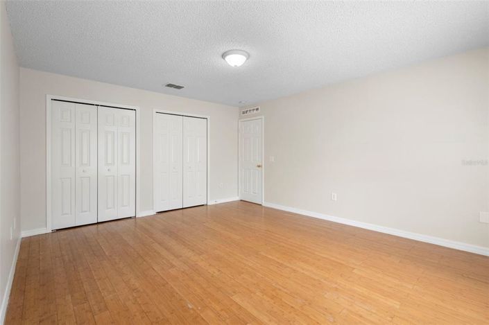 Image No.29-5 Bed Property for sale