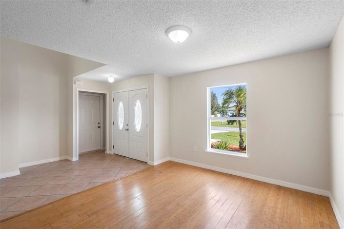 Image No.33-5 Bed Property for sale