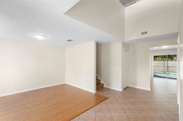 Image No.46-5 Bed Property for sale