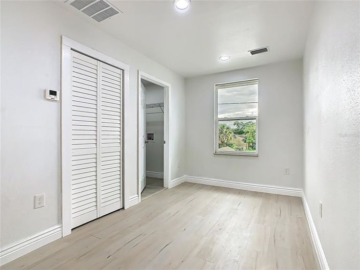 Image No.23-4 Bed Property for sale