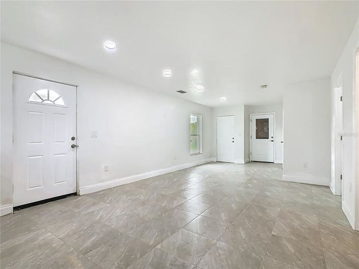 Image No.29-4 Bed Property for sale