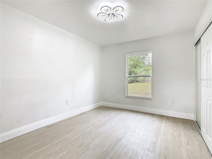 Image No.33-4 Bed Property for sale