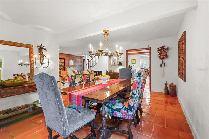 Image No.18-4 Bed Property for sale