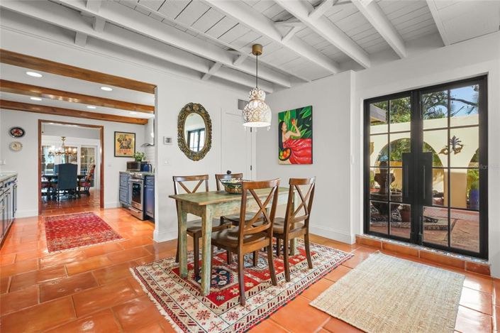 Image No.20-4 Bed Property for sale