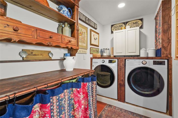 Image No.24-4 Bed Property for sale