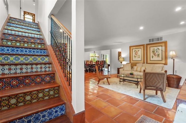 Image No.30-4 Bed Property for sale