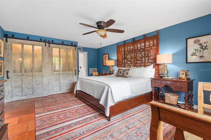 Image No.33-4 Bed Property for sale