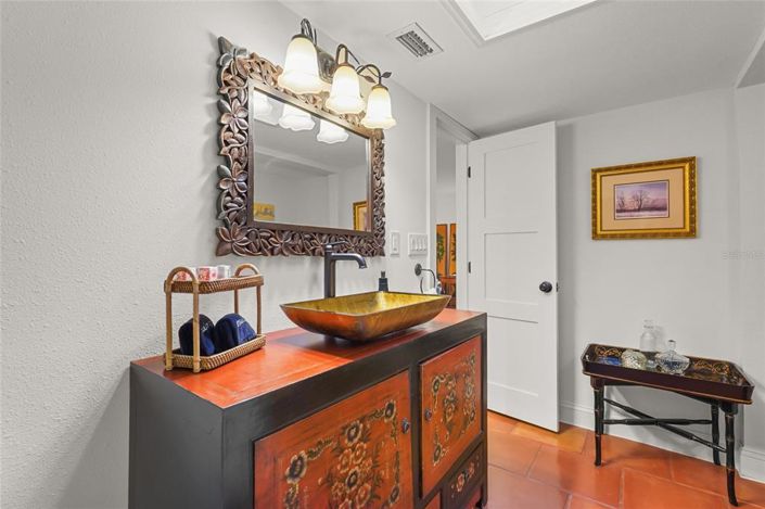 Image No.58-4 Bed Property for sale