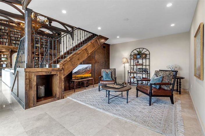 Image No.13-4 Bed Property for sale