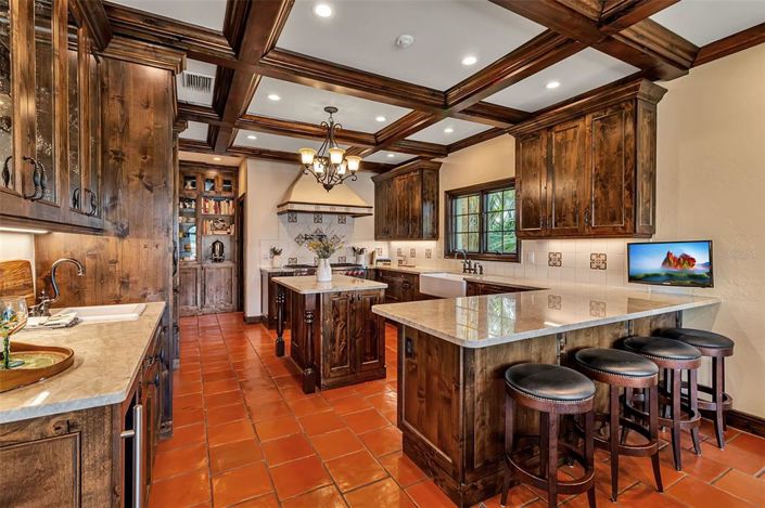 Image No.14-4 Bed Property for sale