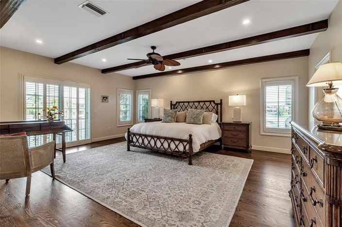 Image No.23-4 Bed Property for sale