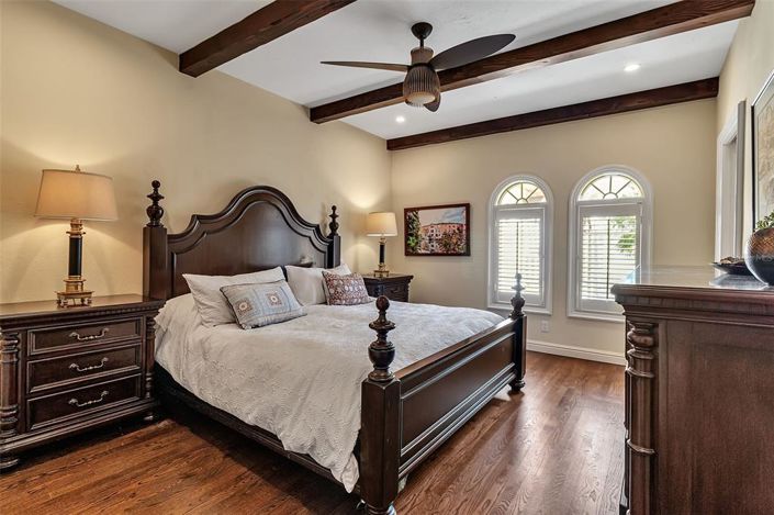 Image No.30-4 Bed Property for sale