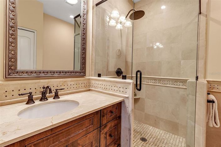 Image No.35-4 Bed Property for sale