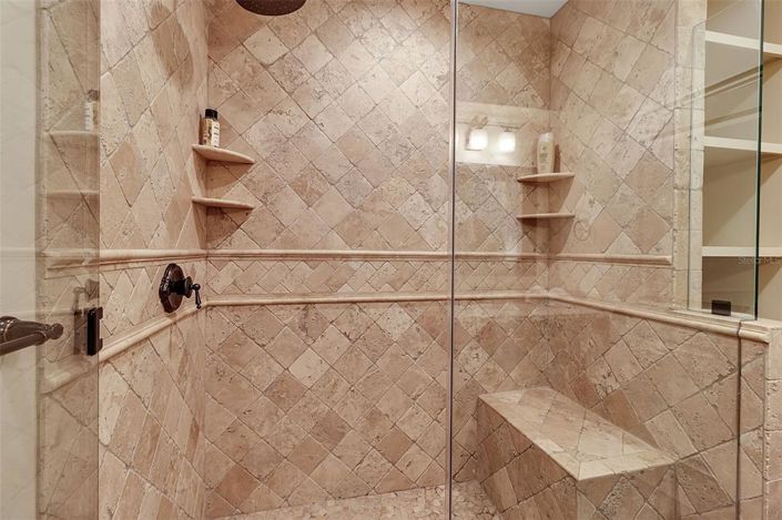 Image No.40-4 Bed Property for sale