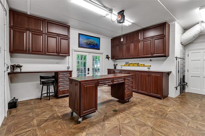 Image No.45-4 Bed Property for sale