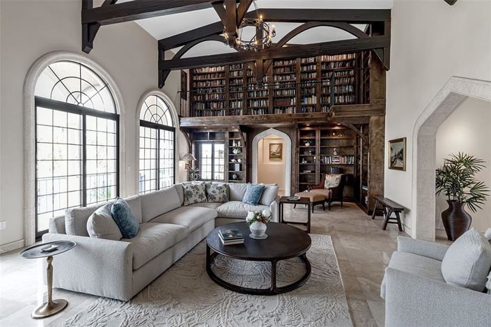 Image No.6-4 Bed Property for sale