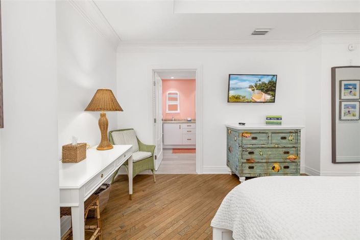 Image No.42-3 Bed Property for sale