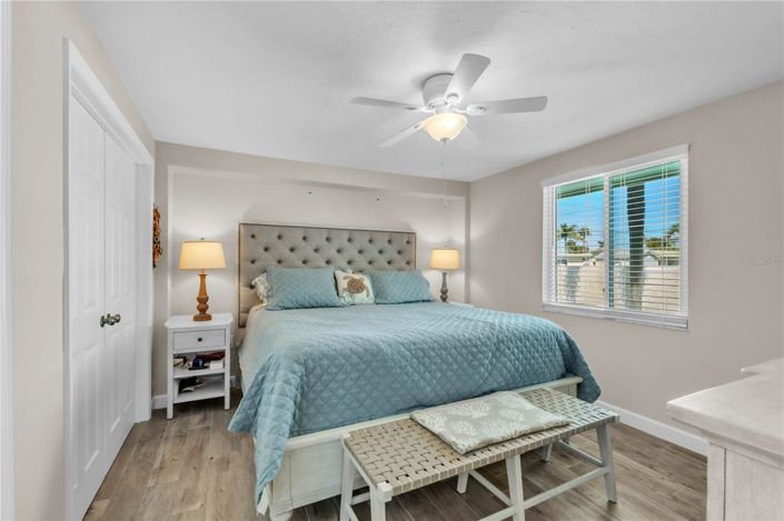 Image No.19-2 Bed Property for sale