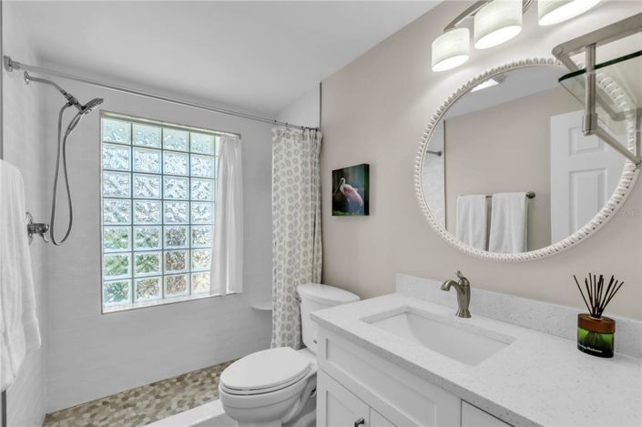 Image No.23-2 Bed Property for sale