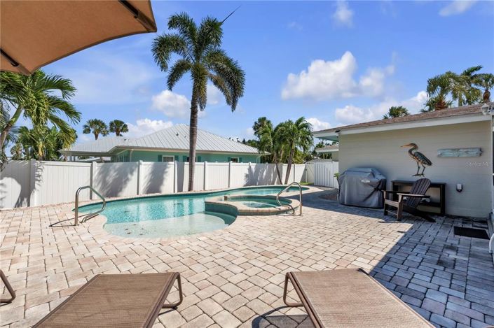 Image No.30-2 Bed Property for sale