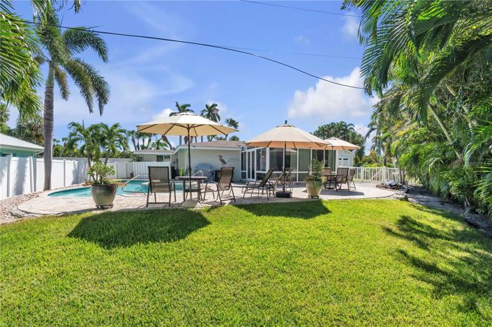 Image No.32-2 Bed Property for sale