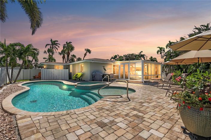 Image No.35-2 Bed Property for sale