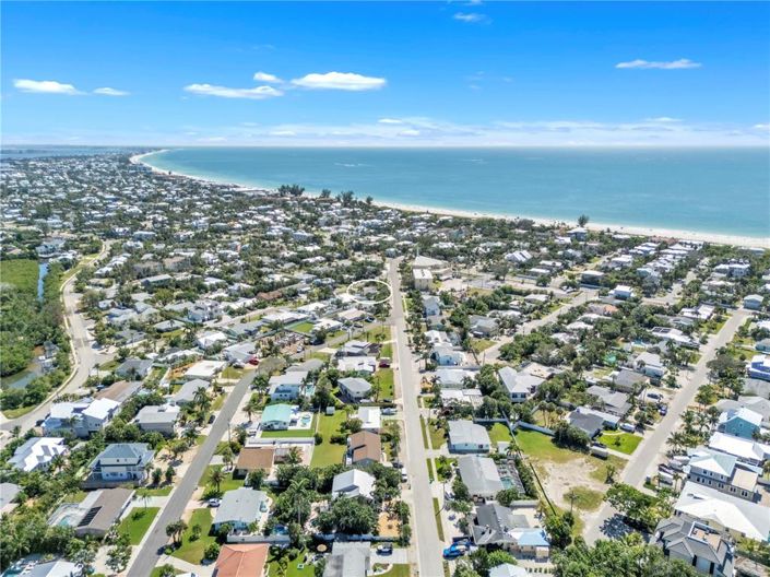 Image No.44-2 Bed Property for sale