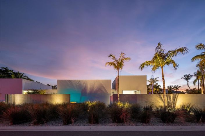 Image No.1-3 Bed Property for sale