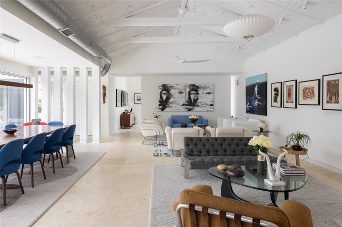 Image No.15-3 Bed Property for sale