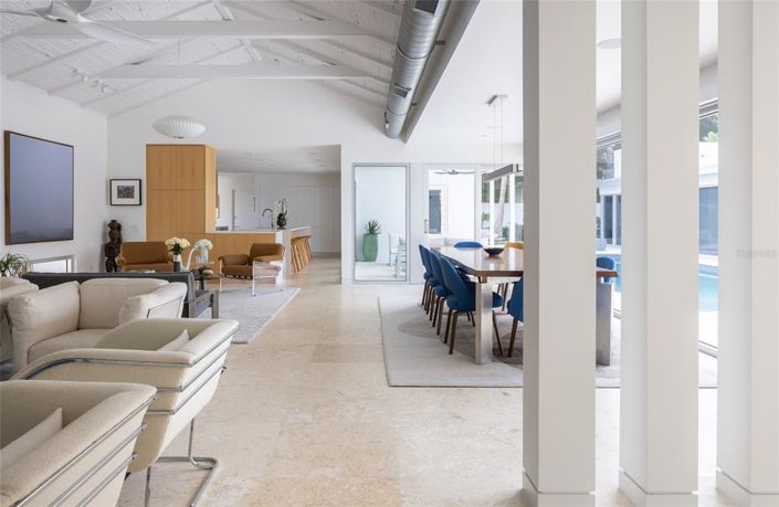 Image No.17-3 Bed Property for sale