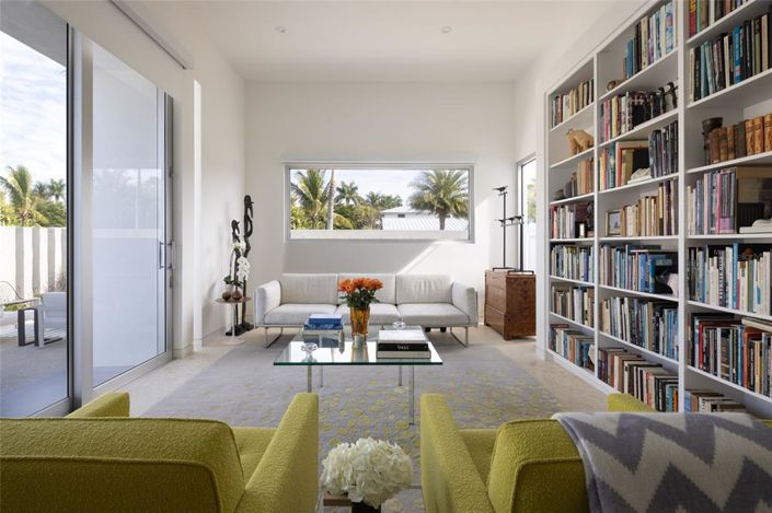 Image No.20-3 Bed Property for sale