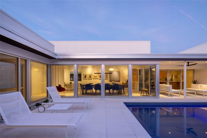 Image No.3-3 Bed Property for sale