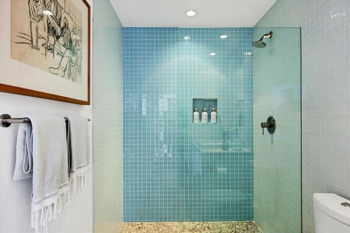 Image No.34-3 Bed Property for sale