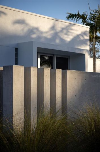 Image No.49-3 Bed Property for sale