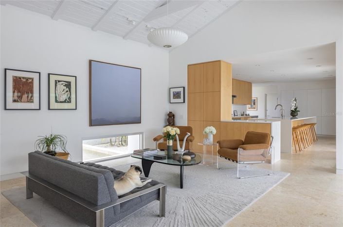 Image No.9-3 Bed Property for sale