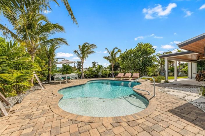 Image No.39-3 Bed Property for sale